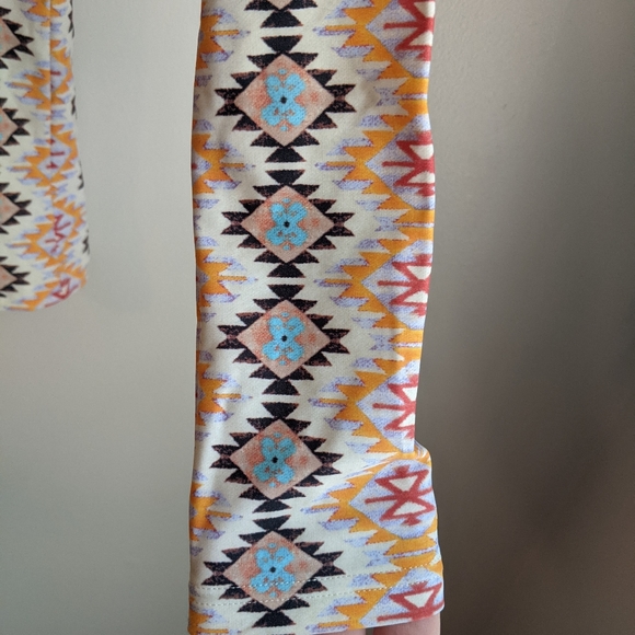 Billabong Rash Guard - Picture 4 of 5